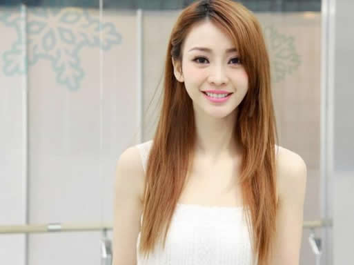 柳岩怎么火的经历：励志性感女神柳岩辛酸成名史