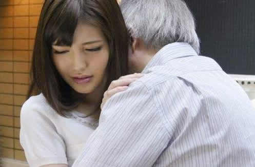 强势儿媳逼婆婆和公公离婚, 只因公公是个老好人(图) 强势儿媳逼婆婆和公公离婚, 只因公公是个老好人(图)