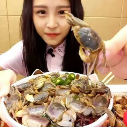 大胃王猫妹妹为什么吃不胖:原因揭秘(图) 大胃王猫妹妹为什么吃不胖:原因揭秘(图)