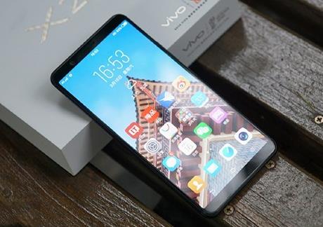 全面屏手机:10款热门的全面屏手机介绍(图) 全面屏手机:10款热门的全面屏手机介绍(图)