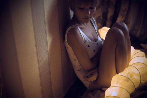 老婆出轨的表现：女人出轨4个特征8大表现