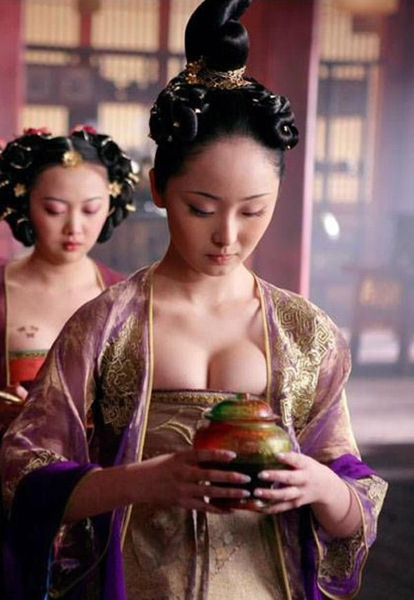 李曼三围，李曼图片，李曼身材图片