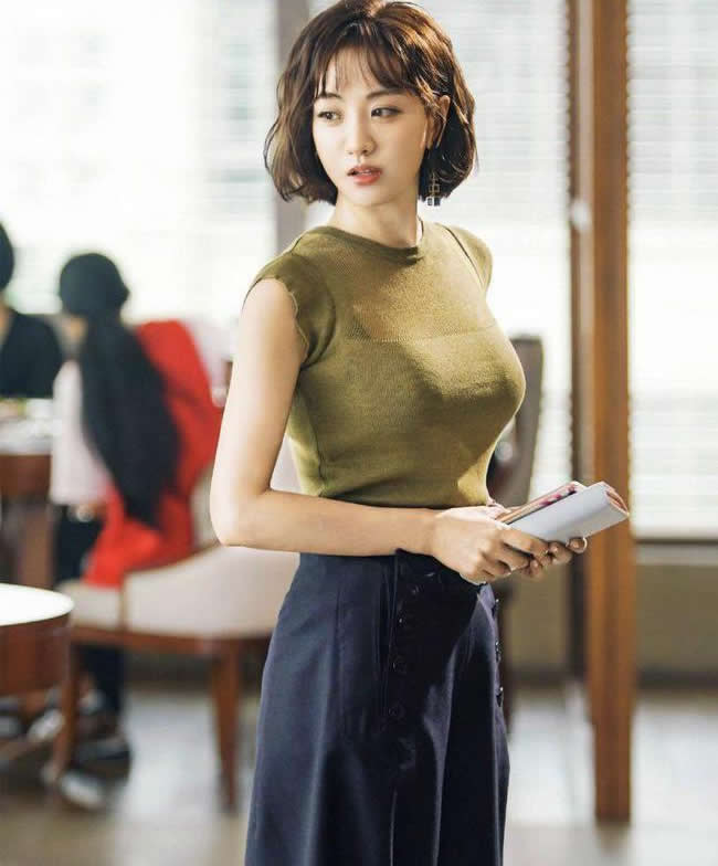 杨蓉胸围多大,杨蓉三围,杨蓉身材比例太有料