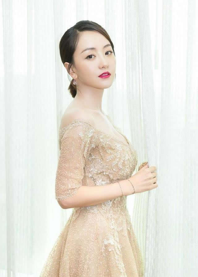 杨蓉胸围多大,杨蓉三围,杨蓉身材比例太有料