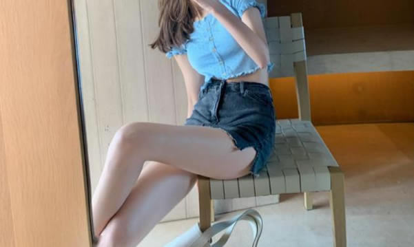 bm少女风穿搭图片,好看的BM风简单穿搭甜酷少女