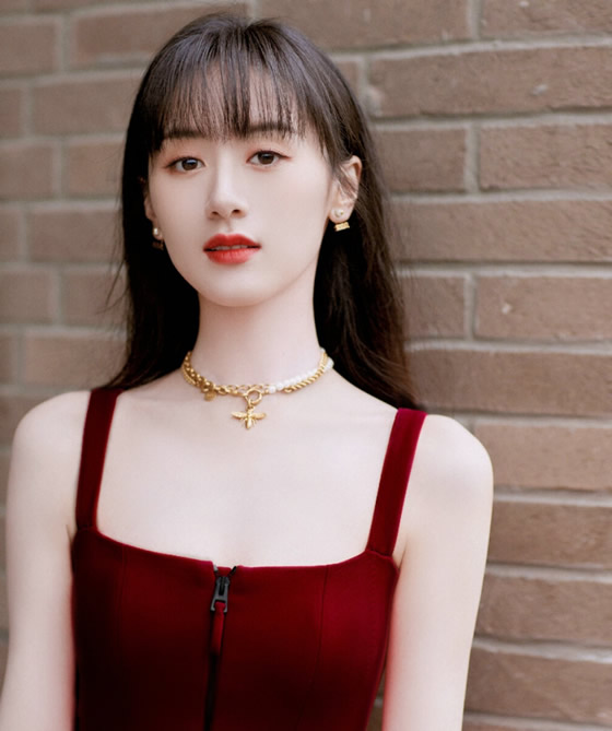 袁冰妍个人资料(简介,身高,年龄,三围,图片)