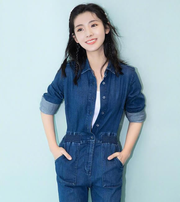 邢菲个人资料多高(简介,年龄,三围,图片)