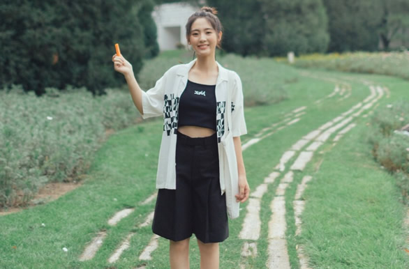 邢菲个人资料多高(简介,年龄,三围,图片)