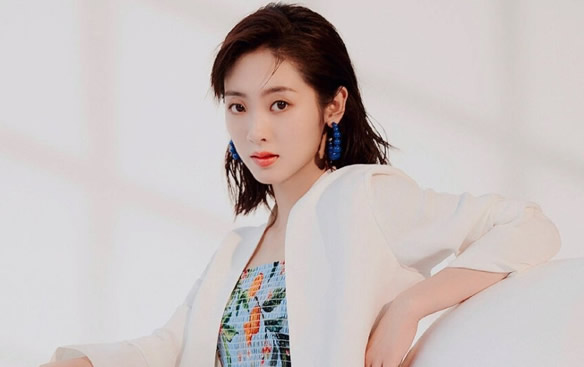 邢菲个人资料多高(简介,年龄,三围,图片)