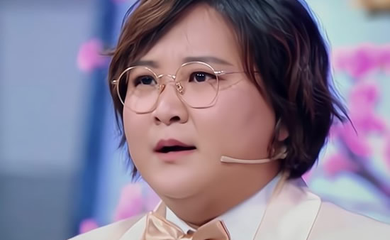 贾玲姜昆是什么关系,贾玲简历及个人资料 贾玲姜昆是什么关系,贾玲简历及个人资料