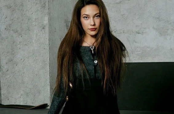 谷爱凌父母家世简介资料照片,谷爱凌近照写真身材美照 谷爱凌父母家世简介资料照片,谷爱凌近照写真身材美照