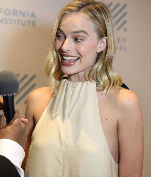 世界公认十大女神（简介及身材美照一览）