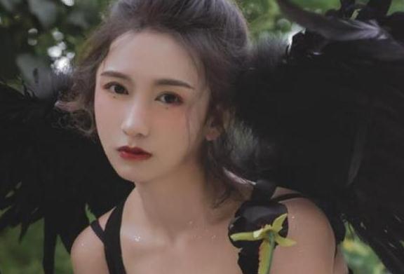 黑道总裁的溺爱小宝贝(爱的沟通的内容与过程)