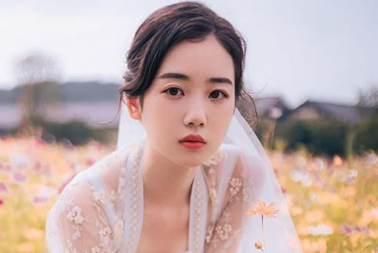 用古诗暗示我想你了 用古诗暗示我想你了