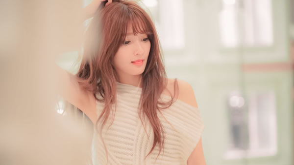 有的女人一看就有气场(很有气场的女人表现)