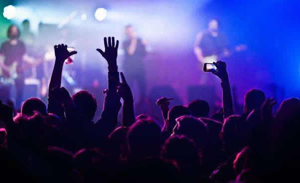 快手上面经常放的歌曲有哪些(快手好听的歌排行榜50首) 快手上面经常放的歌曲有哪些(快手好听的歌排行榜50首)