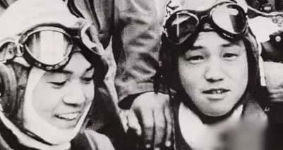 诡异的笑脸图片大全(1990微笑狗图片死了人真的吗)