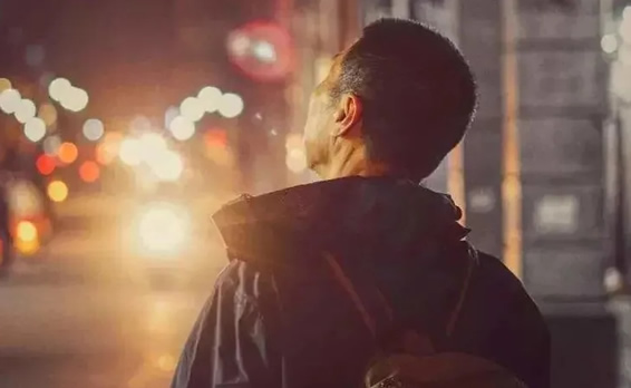 穷人脾气大是什么原因呢