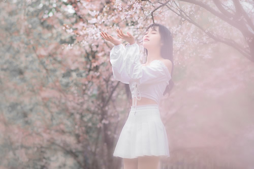 多少男人因为穷放弃了爱情(男人也很现实) 多少男人因为穷放弃了爱情(男人也很现实)