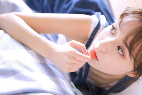 如何从眼神中看出对方喜欢你(有一些微妙的神情)