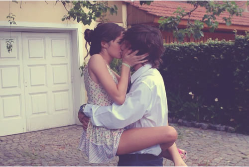 相敬如宾是夫妻关系好还是不好呢 相敬如宾是夫妻关系好还是不好呢