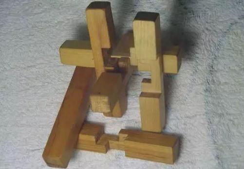 鲁班锁12根拼装步骤图(综合12根拆拼方法)