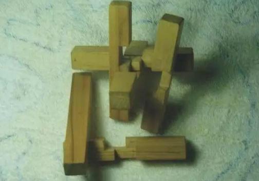 鲁班锁12根拼装步骤图(综合12根拆拼方法)