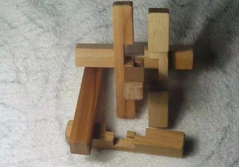 鲁班锁12根拼装步骤图(综合12根拆拼方法)