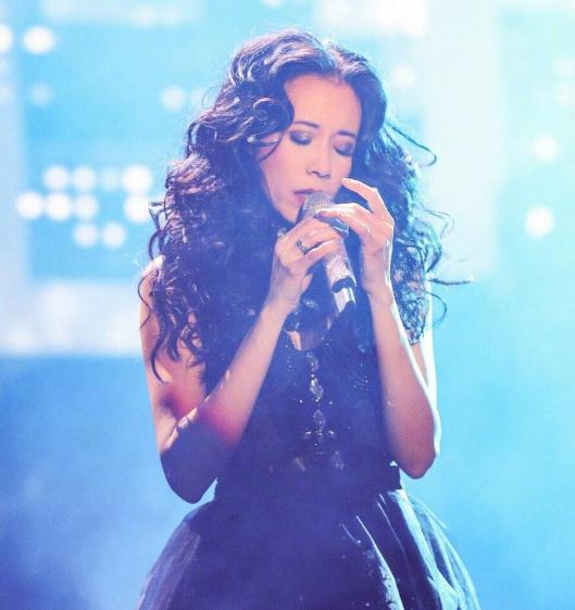 十大最漂亮混血儿女星(混血儿女明星漂亮排名)