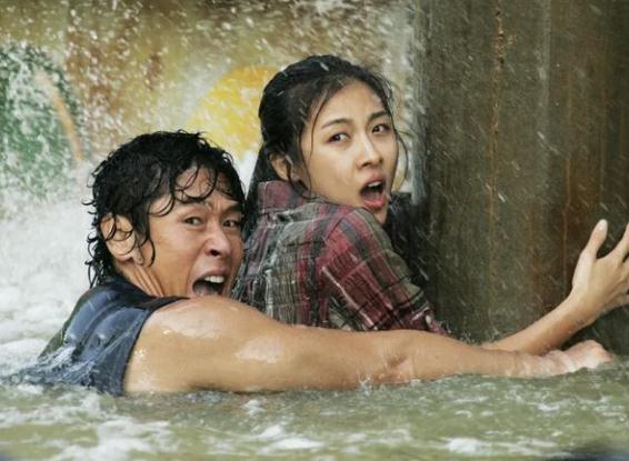 灾难电影有哪些(30部必看灾难片惊悚电影)