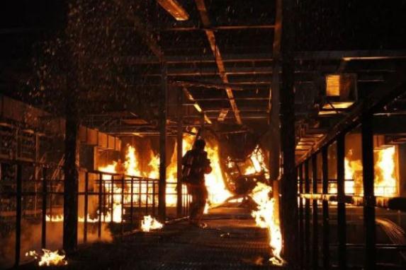 灾难电影有哪些(30部必看灾难片惊悚电影) 灾难电影有哪些(30部必看灾难片惊悚电影)