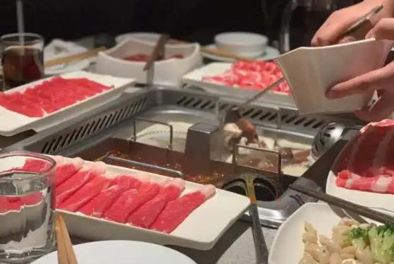 海底捞吃一顿多少钱(第一次吃海底捞求攻略) 海底捞吃一顿多少钱(第一次吃海底捞求攻略)