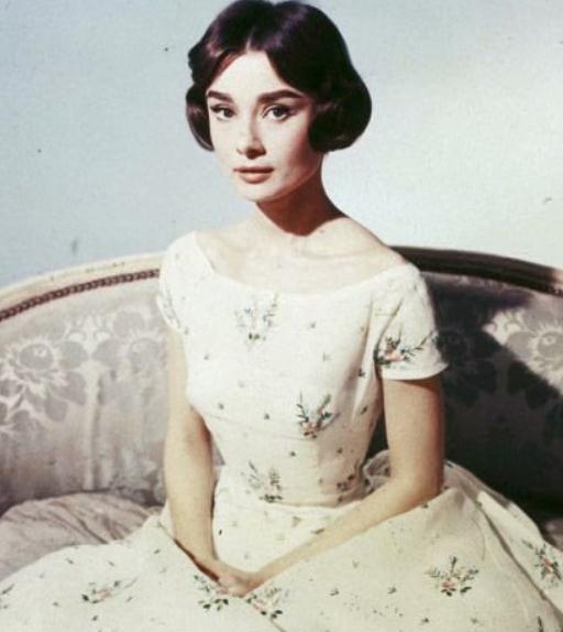 世界级美女(全球最漂亮的女生排行前10附图片) 世界级美女(全球最漂亮的女生排行前10附图片)