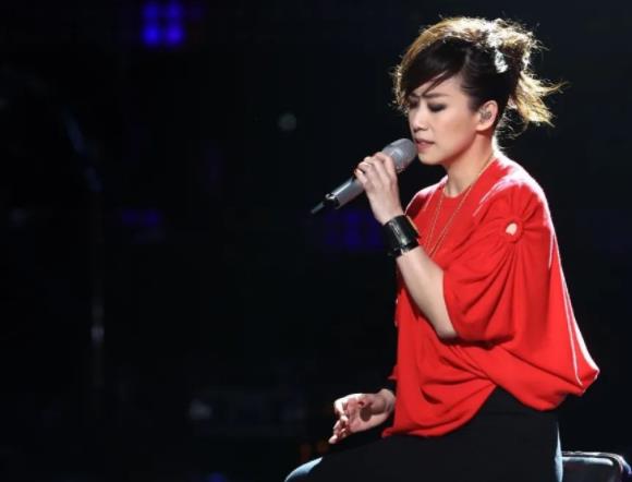 林忆莲最好听的十首歌(林忆莲经典歌曲大全100首)