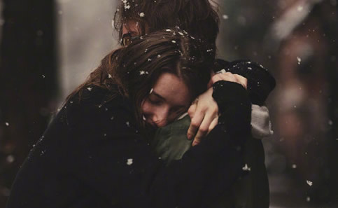 梦里出现的人到底是谁在想谁 梦里出现的人到底是谁在想谁