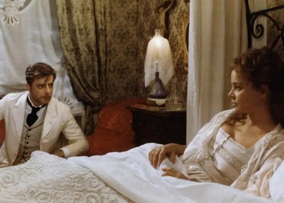 最恐怖的电影是哪些(50部世界级最经典的恐怖电影)