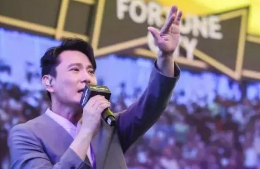 张信哲这10首歌曲，首首都是经典情歌代表作