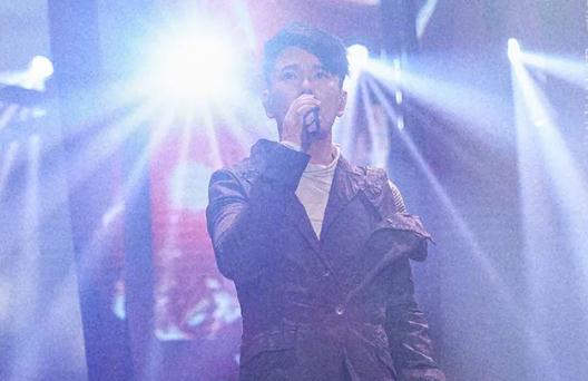 张信哲这10首歌曲，首首都是经典情歌代表作