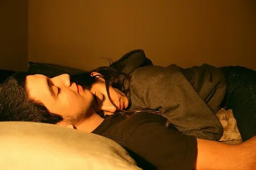 夫妻是属于什么关系(夫妻之间的最重要的是什么关系) 夫妻是属于什么关系(夫妻之间的最重要的是什么关系)