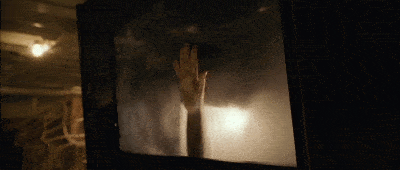 泰坦尼克号露丝在车内为什么留下手印(画面揭晓) 泰坦尼克号露丝在车内为什么留下手印(画面揭晓)