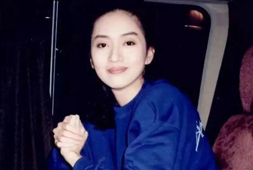 综合推荐粤语歌100首，首首必听经典粤语歌曲