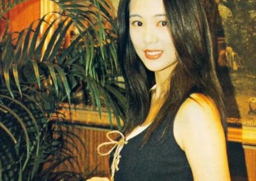 综合推荐粤语歌100首，首首必听经典粤语歌曲