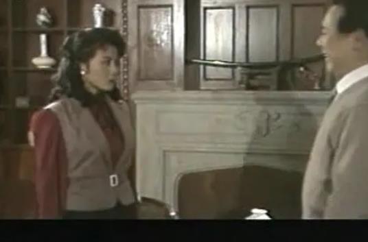 评分9.0以上的谍战剧有哪些，《潜伏》依旧谍战巅峰