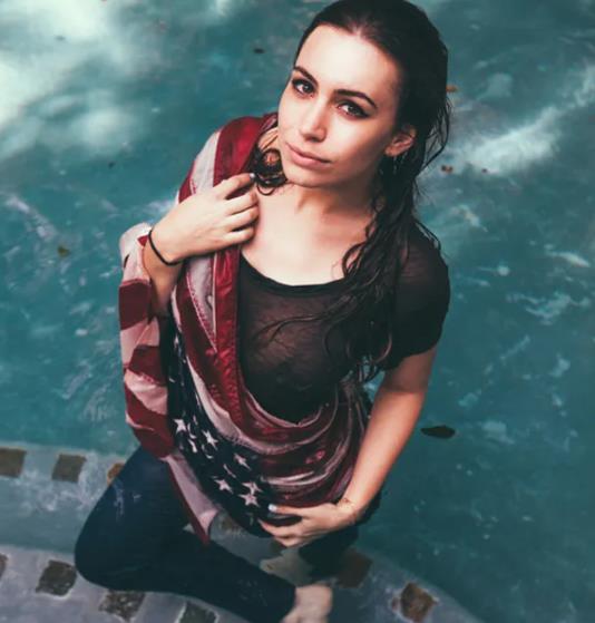 丰满又大的胸美女,世界十大最美胸部一览 丰满又大的胸美女,世界十大最美胸部一览