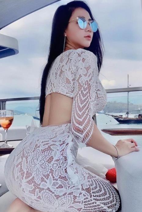 130斤韩国网红小姐姐，肉肉的身材竟然这么和谐