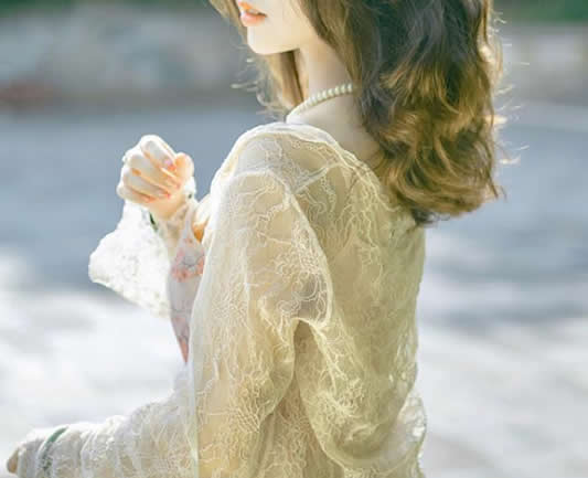 女朋友太纯洁太可爱不想上，该如何判断第一次呢