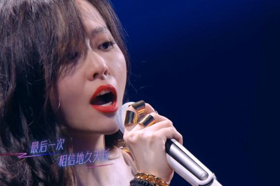 30首伤感失恋歌曲，听醉了也听心碎了