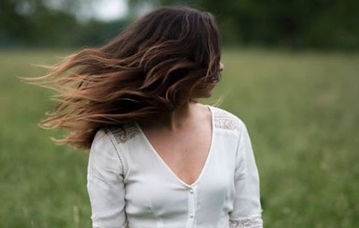 男生从后面抱女生什么感觉(真实感受) 男生从后面抱女生什么感觉(真实感受)