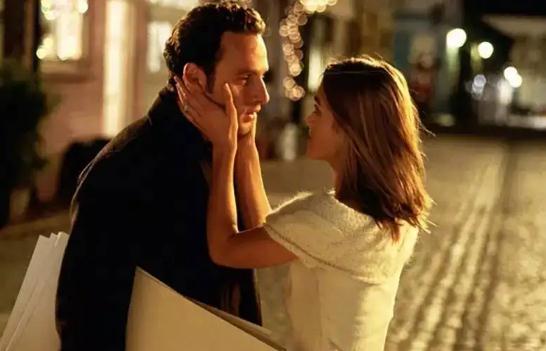 综合10部适合情侣看的增进感情的电影