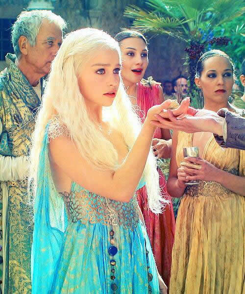 权力的游戏龙妈一至八季污点整理(龙妈早年经历) 权力的游戏龙妈一至八季污点整理(龙妈早年经历)